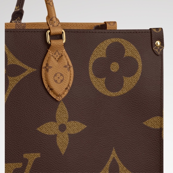 Louis Vuitton OnTheGo GM - Picture 2 of 3